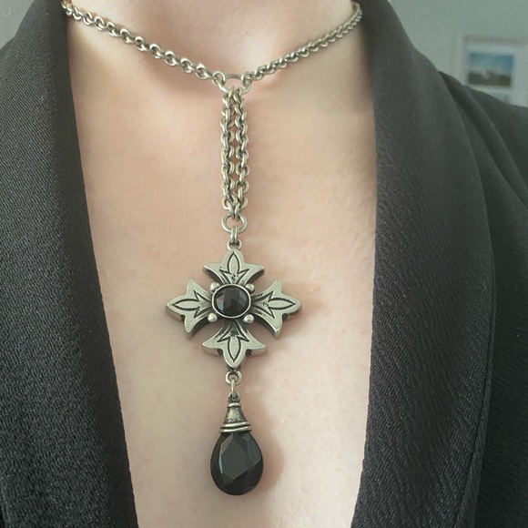 Ben Amun black cross choker necklace - Picture 2 of 4
